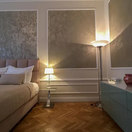 Royal In Centre Apartment Prague